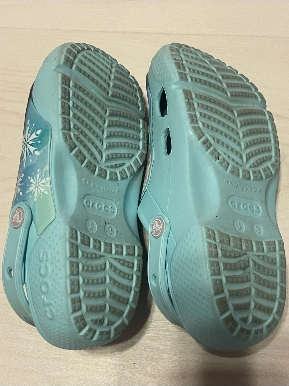 CROCS Kids Frozen Anna & Elsa Light Blue Character Clogs